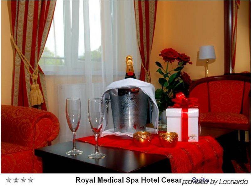 Royal Medical Cezar 호텔 트루스카베츠 외부 사진